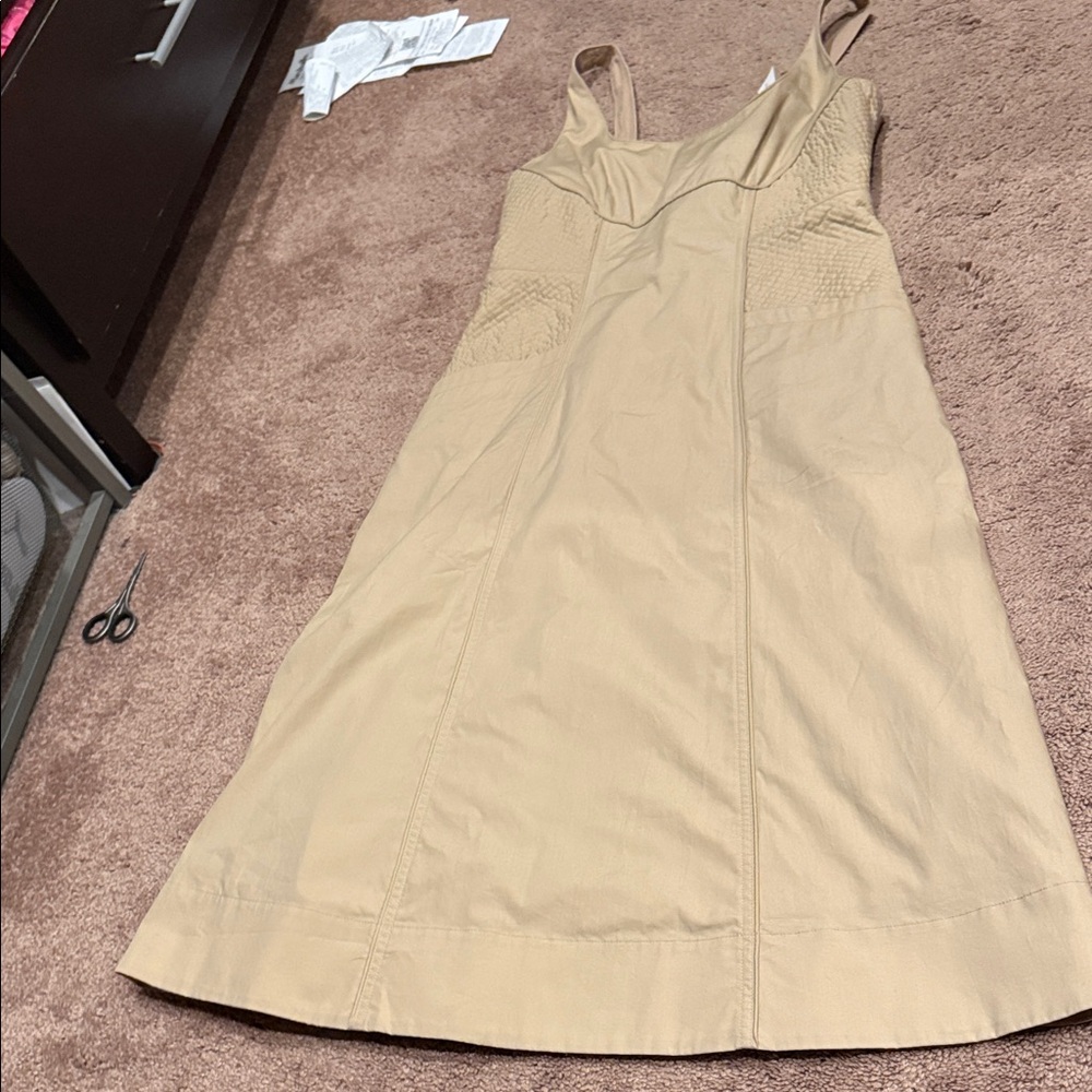 Banana Republic Beige Sleeveless Midi Dress
